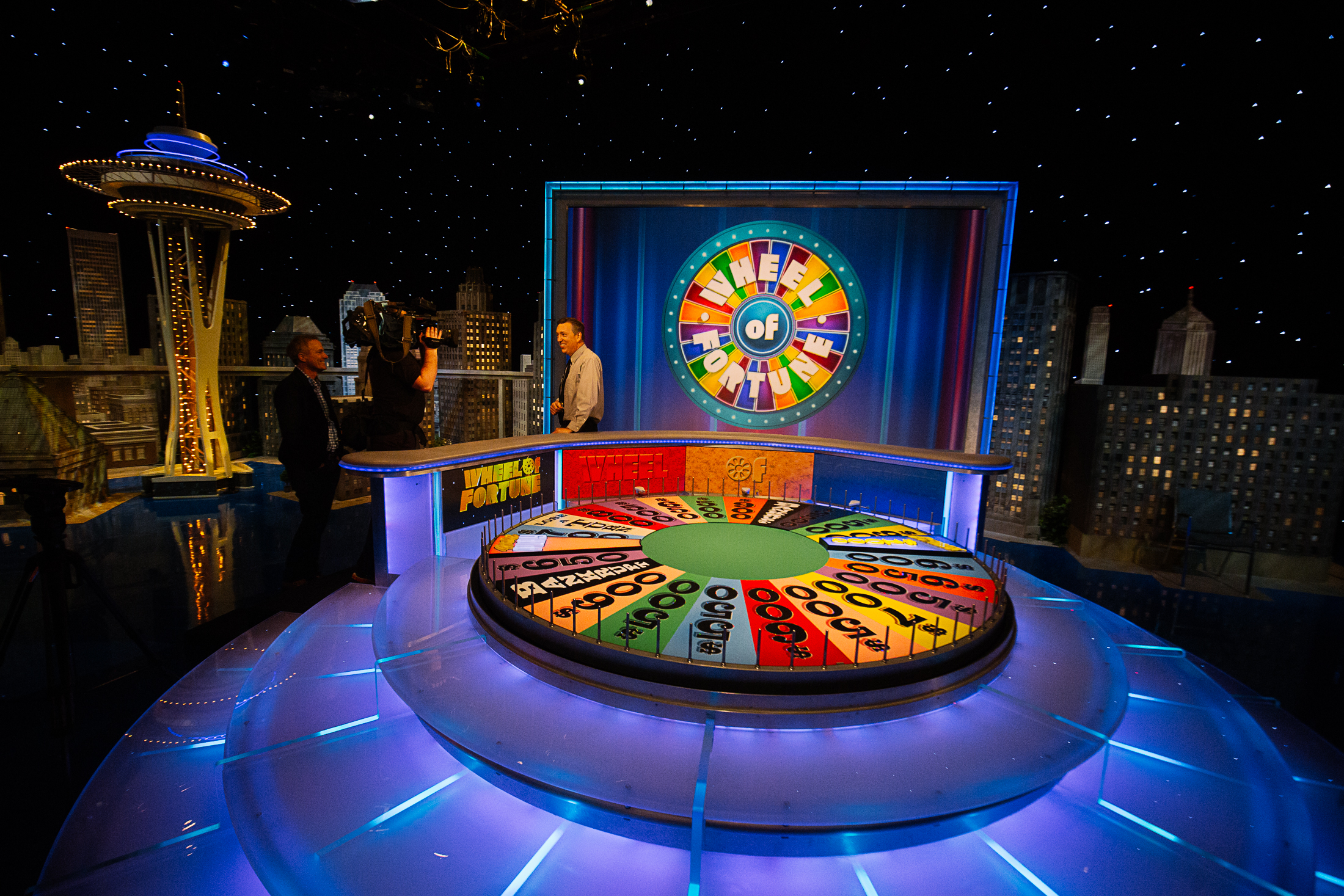 Wheel of Fortune gets Seattle-ized for Great American Cities Week | News, Weather ...2200 x 1467
